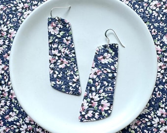Leather earrings- The Nova in pink petals. Light weight earrings. Hypoallergenic sterling silver hook. Floral earrings .