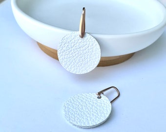 Leather dangle earrings- curve dangle earrings in rose gold with white. Stainless steel rose gold hook with 25mm leather circle.