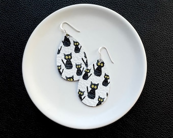 Leather Earrings- Mini Drop in black cat. Halloween earrings. Cat earrings. Hypoallergenic sterling silver hooks. Light weight earrings.