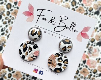 Small leather dangle earrings in pansies and leopard. Floral earrings. Stainless steel. Light weight. Small version- 10mm stud 16mm circle