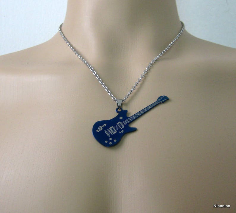 Collier pendentif guitare bleue acier N3626 image 4