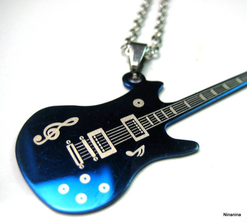 Collier pendentif guitare bleue acier N3626 image 3