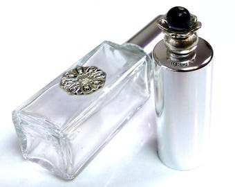 Bag perfume spray glass and silver metal N1038