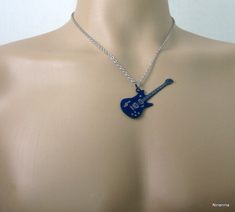 Collier pendentif guitare bleue acier N3626 image 5