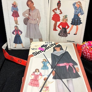 Simplicity Juniors Dresses and Skirt patterns Ruffles and more Ruffles Pattern 8249, Gathered skirt, Dropped waist Dress