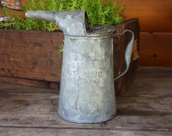 Vintage 1/2 Gal Liquid US Standard Galvanized Metal Oil Can