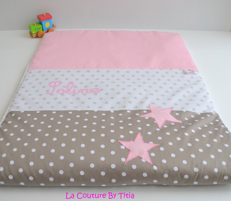 Couverture Plaid Bébé Personnalisable Fait Main Etoile Rose Et Taupe à Pois At Lacouturebytitia