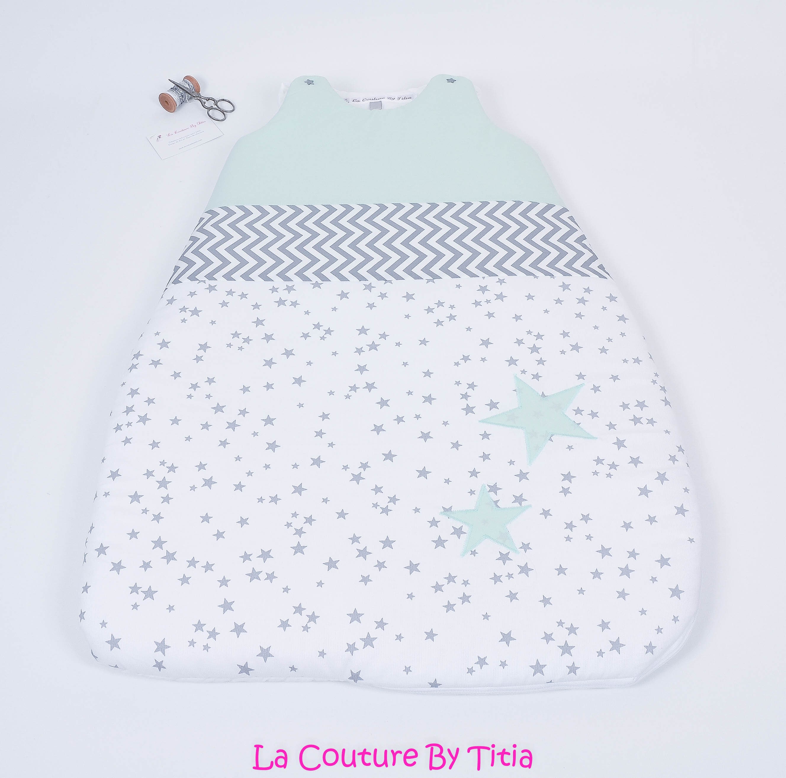 Turbulette Gigoteuse 0 - 6 Mois Fait Main Pluie d'étoiles Gris, Chevron Gris et Étoiles Vert d'eau @