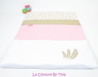 Personalized baby blanket blanket hand made pink, white and Golden @lacouturebytitia feathers