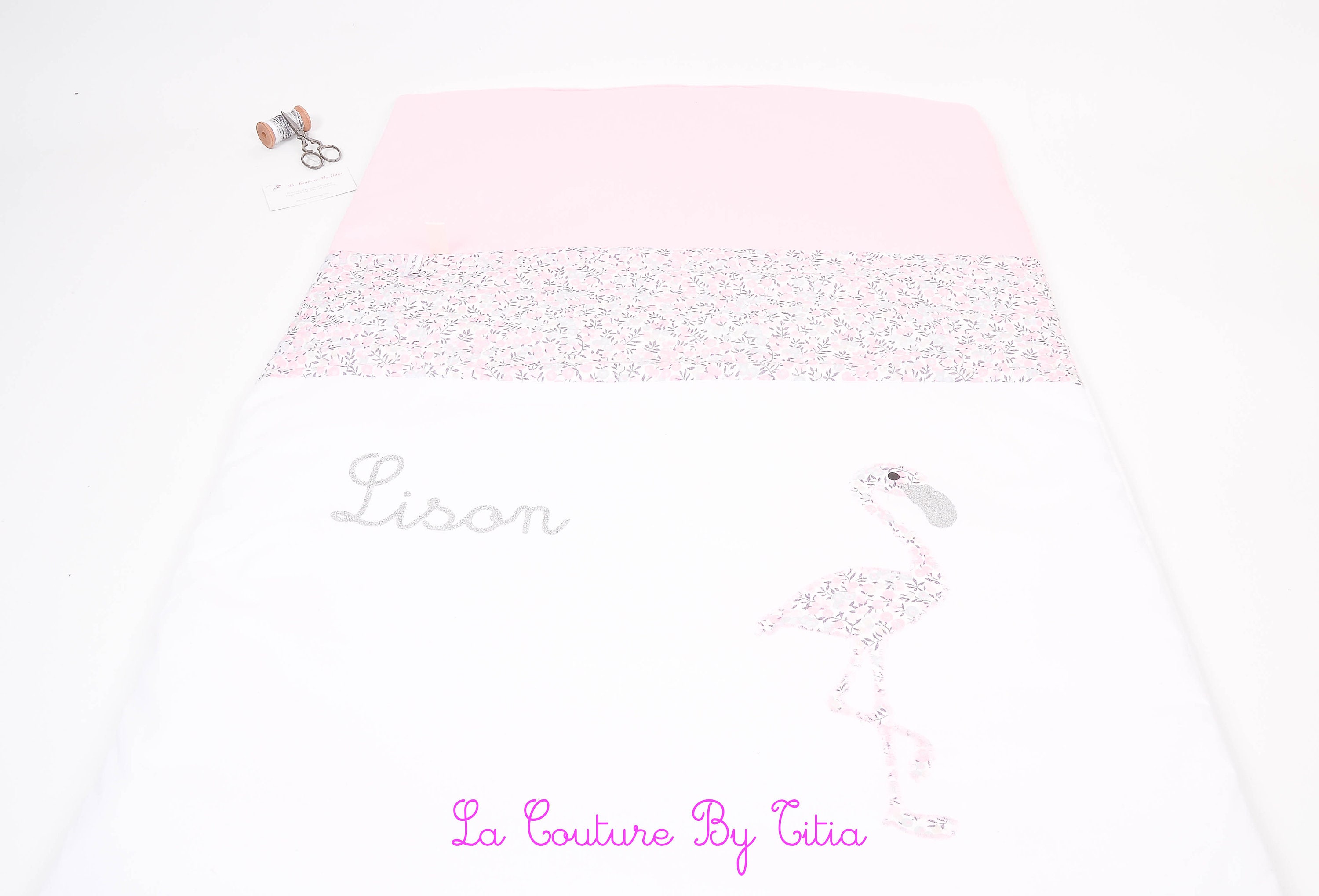 Couverture Plaid Bébé Personnalisable Fait Main Blanc et Flamant Rose Liberty Wiltshire Pois de Sent