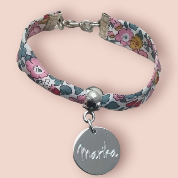 Bracelet Enfant Liberty Betsy Rose Médaille Prénom Gravé Personnalisé, Bijou Enfant, Noël, Anniversaire