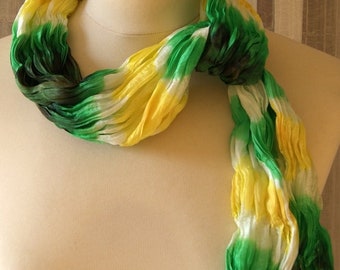 65 /// TREASURE TROVE - Crash silk scarf - white/yellow/green - scarf initial size approx. 45 x 180 cm