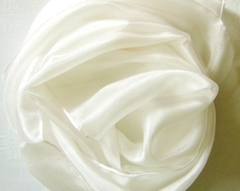 SELECCIÓN - Pañuelos de seda lisos blancos en 4 tallas - 100% seda