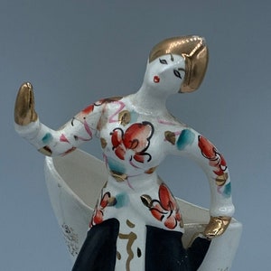 Oriental Dancing Lady - Elegant Indoor Planter - Vintage - Asian Decor - So Pretty!