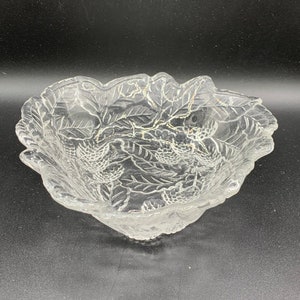 Vintage Clear Carnival Indiana Glass Logan Berry Leaves Candy Dish / Bowl - So Great for So Many Uses!