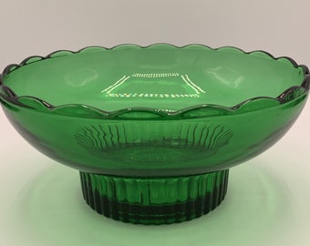 E O Brody CO Green Glass M2000 Scalloped Pedestal Bowl, Candy Dish Cleveland Ohio, Pre Owned Great Condition