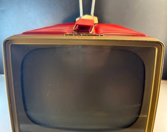 Vintage Mid-Century Modern RCA Victor DeLuxe Portable TV