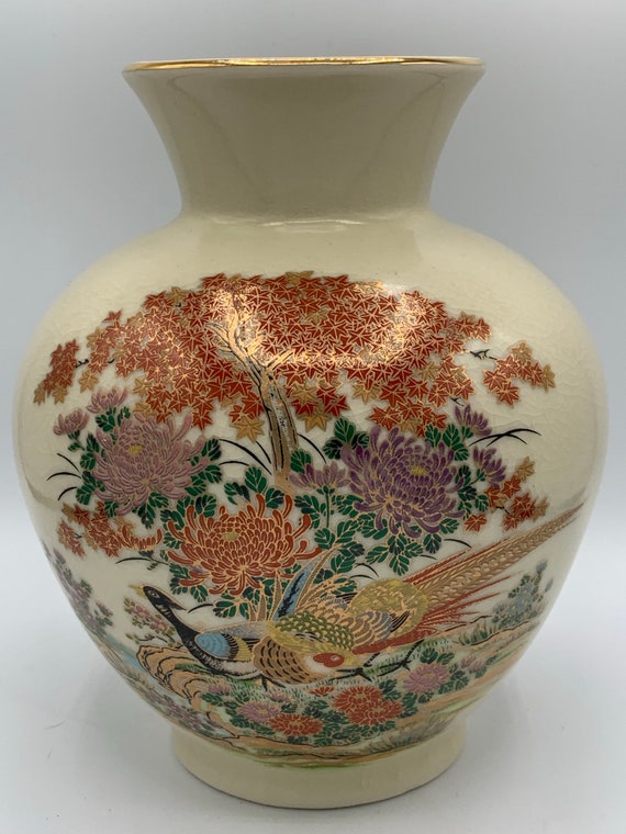●JAPANESE MODERN VINTAGE FLOWER VASE● Vintage Japanese Pottery Vase: Floral Bird Design, Gold Trim - Etsy UK