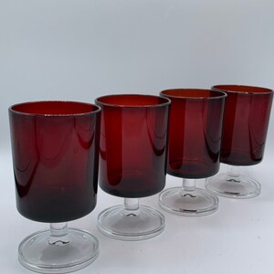 Vintage Luminarc Arcoroc Ruby Red Wine Glasses - Cavalier Set of 4