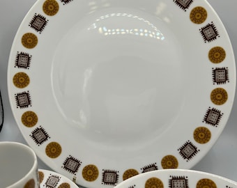 Vintage Harmony House Fine China 'Medallion' Pattern - Pieces Sold Individually