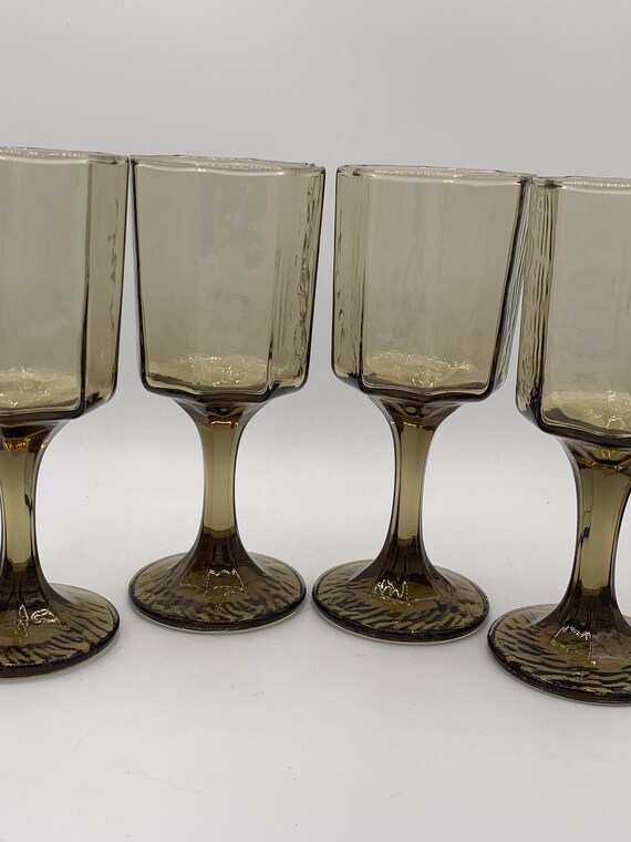 Four Vintage Smoke Colored Glass Wine Glasses With Swirled Pattern - 1970s  - Etsy