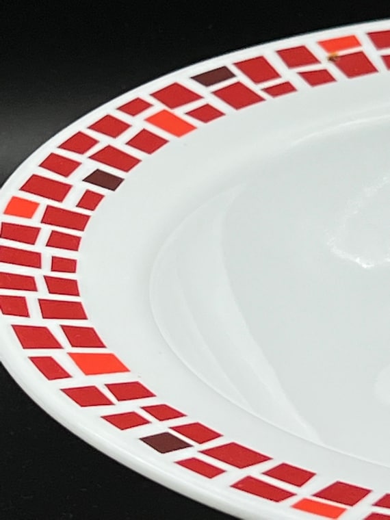 Corelle ruby clearance red
