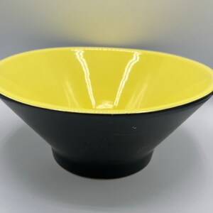 Vintage Ceramic Glazed Fruit Bowl: Bright Yellow & Black, 1970s