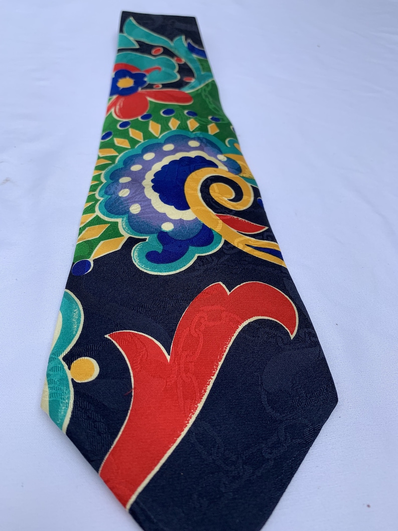 Perfect Condition Black Background with Bright Colors Graphic Design Wilkes Bashford Vintage Men/'s Silk Necktie