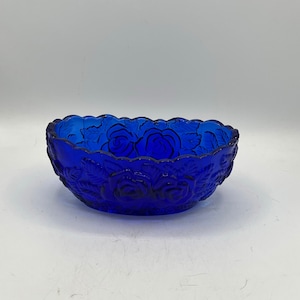 Vintage Blue Glass Bowl - Scalloped Edge, Rose Details - Really Pretty!!