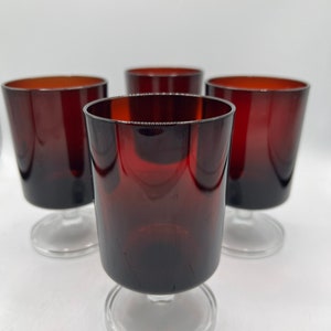 Vintage Luminarc Arcoroc Ruby Red Wine Glasses - Cavalier Set of 4
