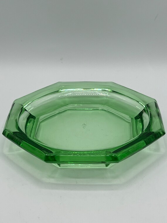 Vintage Green Glass Bowl 2.5