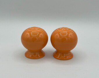 Fiesta Ware - 2-1/4-Inch Salt and Pepper Set, Tangerine - Homer Laughlin - Perfect Condition!