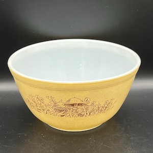 PYREX - Mixing Bowl 402 - Forest Fancies - Complete Your Set!