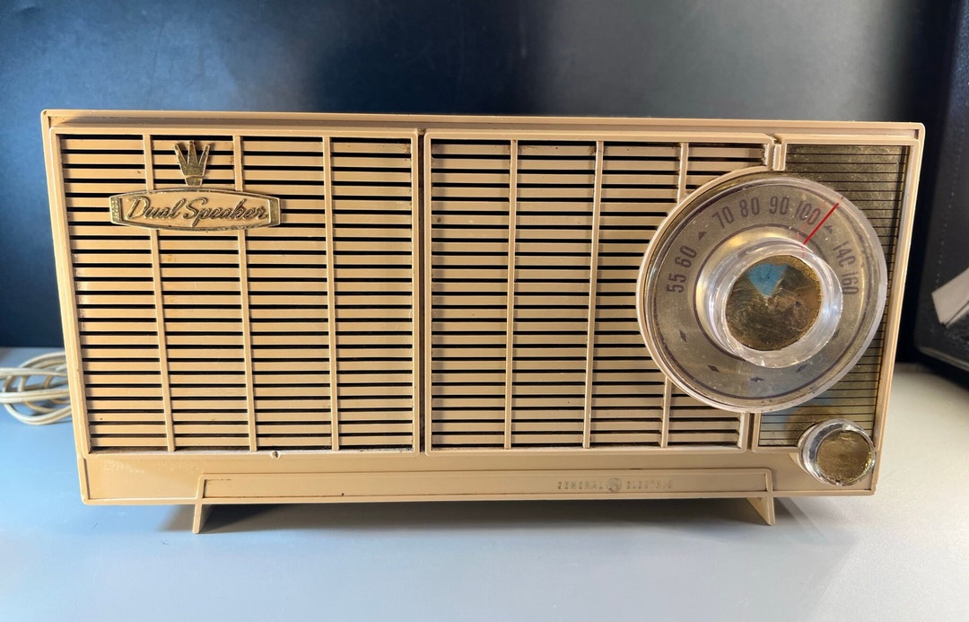 Vintage General Electric Dual Speaker Table Radio - Mid Century