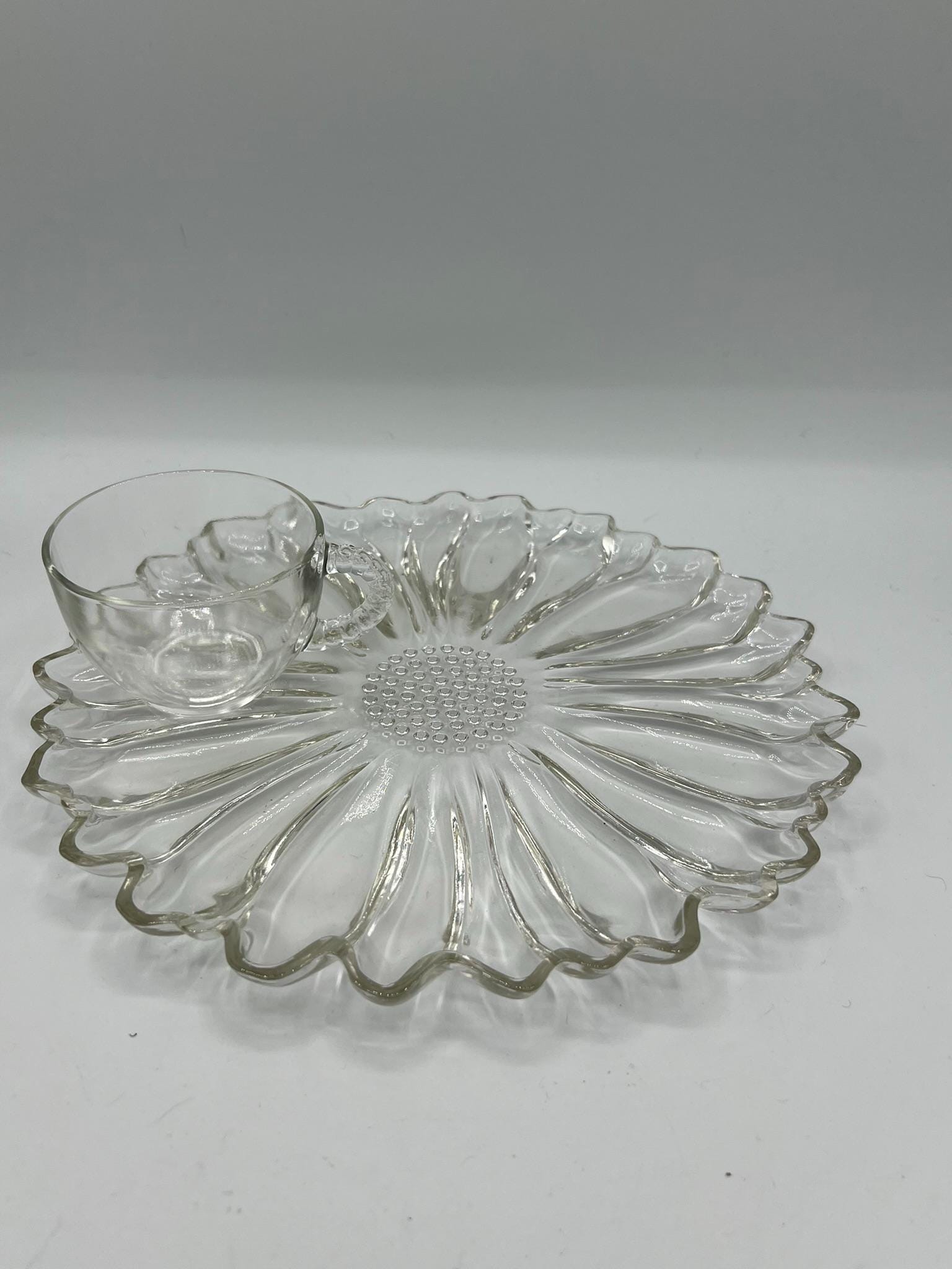 Hazel Atlas Sunflower Snack Set - Etsy