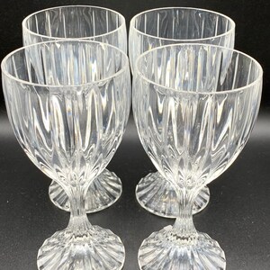 Vintage Mikasa Solid Crystal Clear Cut Large Ribbed Wine Glass - Made In France - Set of 4!