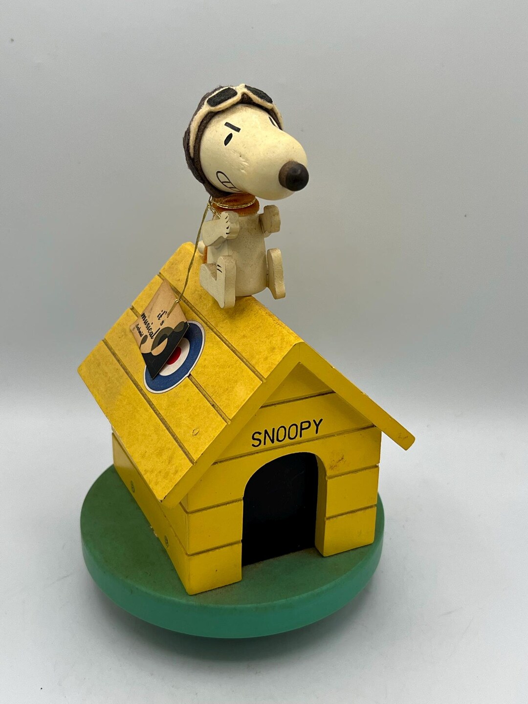 Vintage Snoopy Music Box - the Red Baron Rides Again!! 1968 - Smid ...