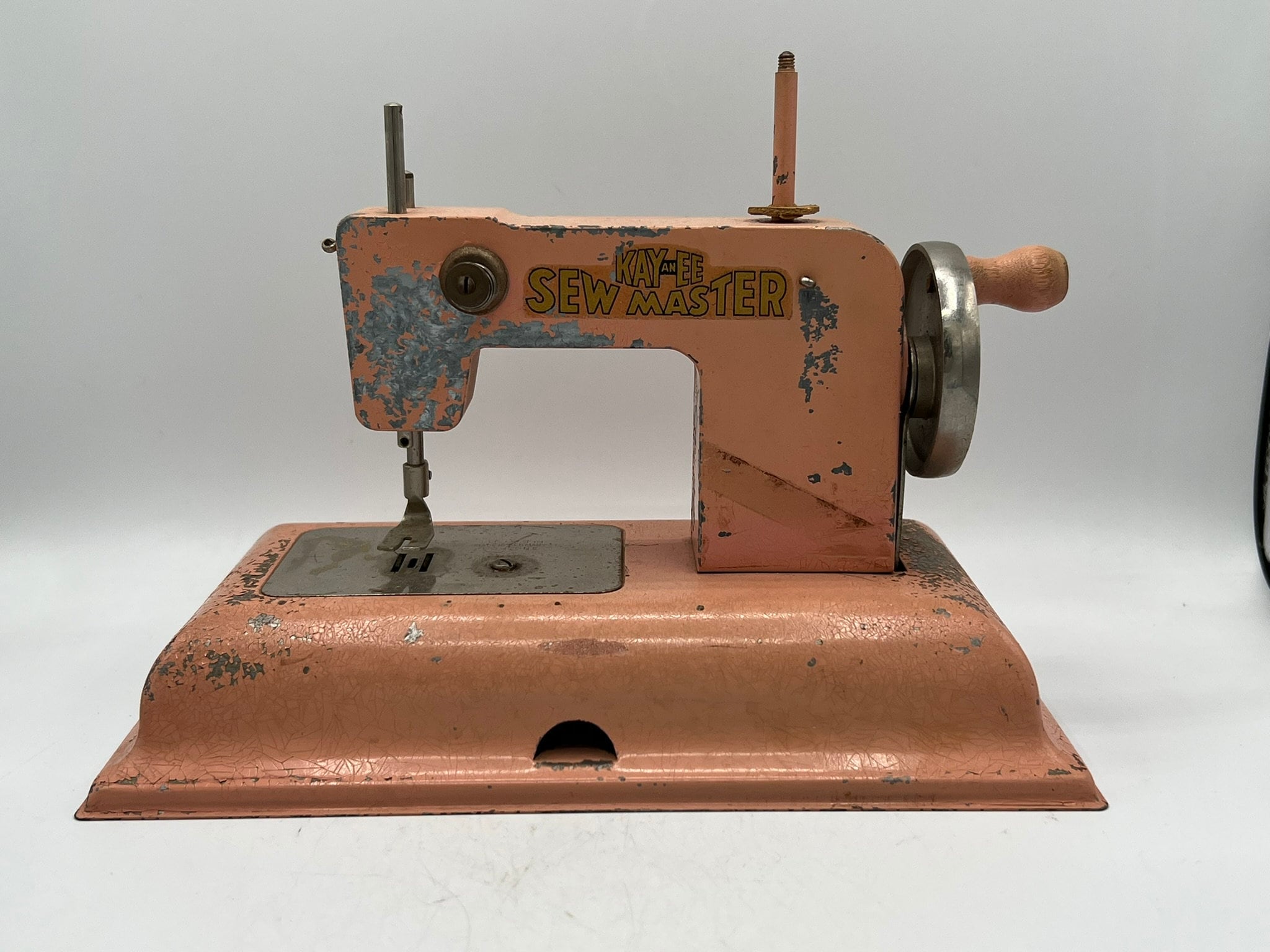 Pink KAY an EE Sew Master Child's Sewing Machine