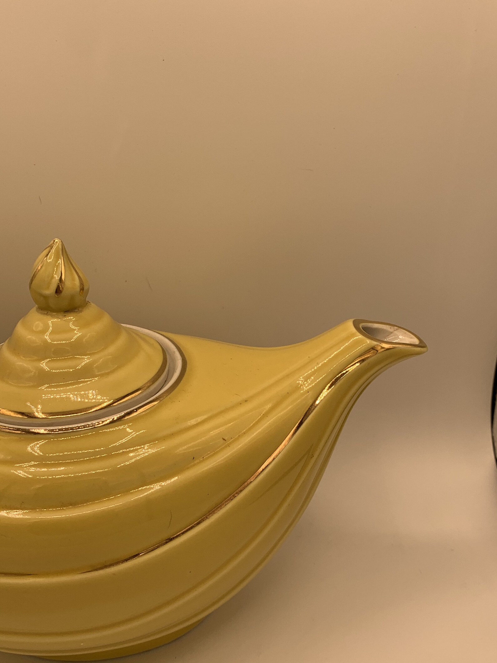 Hall Aladdin Genie Lamp Style Teapot Yellow Gold Trim 6 Cup Etsy