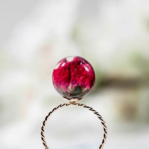 Real Rose Flower Ring, Resin Botanical Jewelry, Red Rose Ring, Gold Plated, Nature Jewelry, Gift for Her, Flower Jewelry, Ring for Women