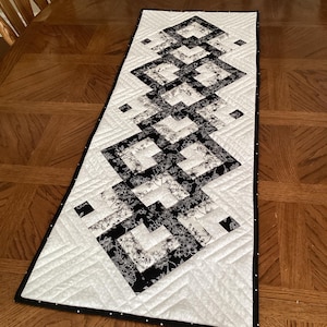 Quilted Patchwork Table Runner — Black and White Color Palette