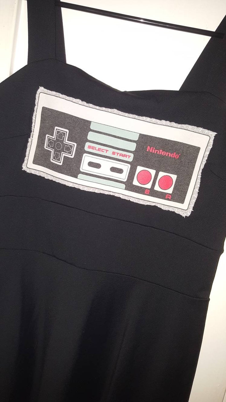 Controller dress