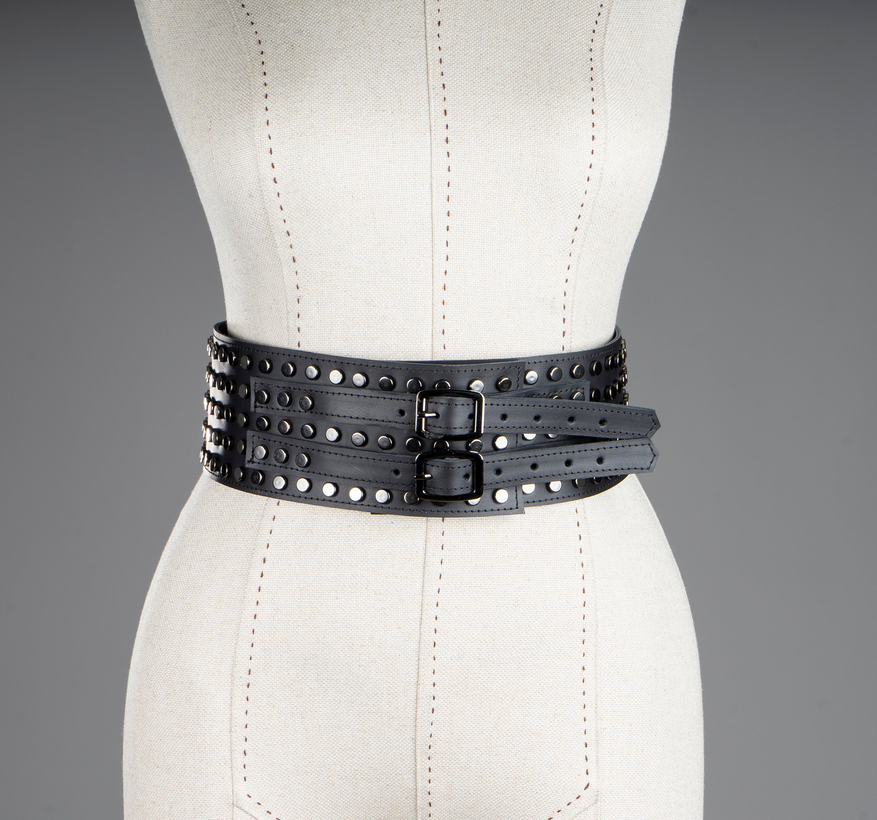 Men Circle & Studded Decor Harness Belt