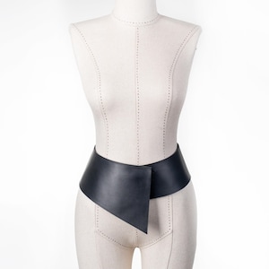 Wide Leather Corset Belt: Asymmetrical Women&#39;s Waist Belt