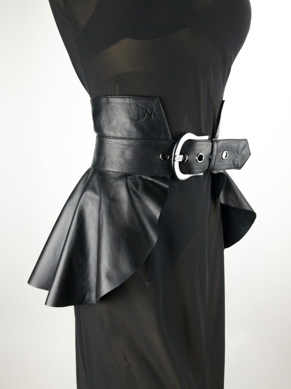 A Black Symmetrical Buckle Belt, Simple Faux Leather Chinese