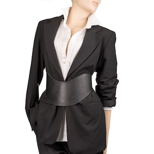 Wide Leather Corset Belt: Curved Waist Cincher, Stiff Cowhide Leather Accessory