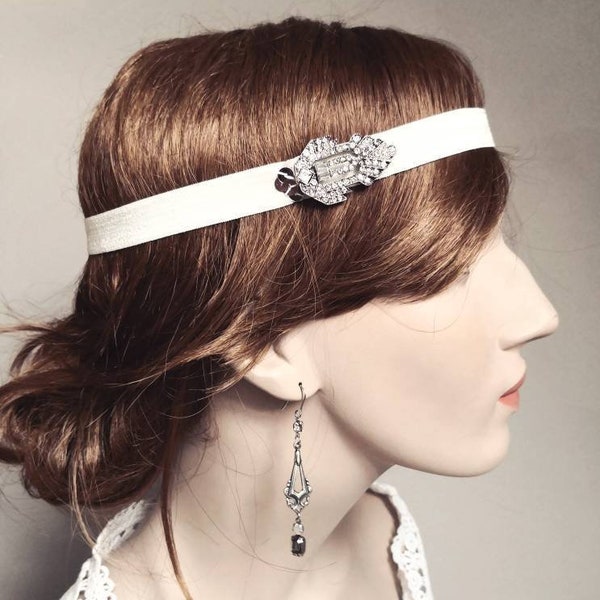 Headband style Art Déco argent et blanc | accessoire coiffure de mariage | bijou de tête soirée Gatsby| accessoire années 1920s