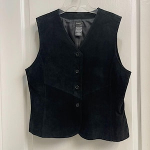 Vintage Outbrook Black Suede Leather Vest Size Large 12/14 Western Style Lined Button Up 90s Boho Cowgirl Core Fall Layering Piece