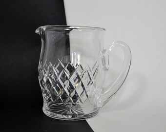 15 cm zware kristallen kan met diep ruitpatroon en een ster op de voet (2982C)