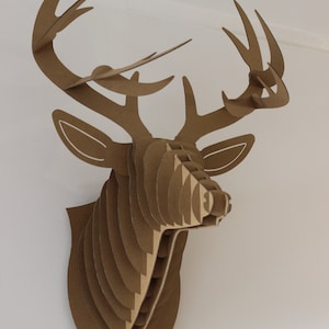 Tête de cerf 3D en carton Big Buck image 1